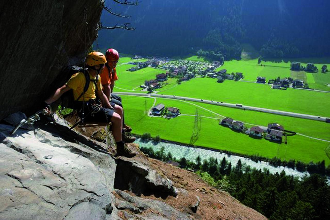 Hostel Chillertal Mayrhofen Bagian luar foto