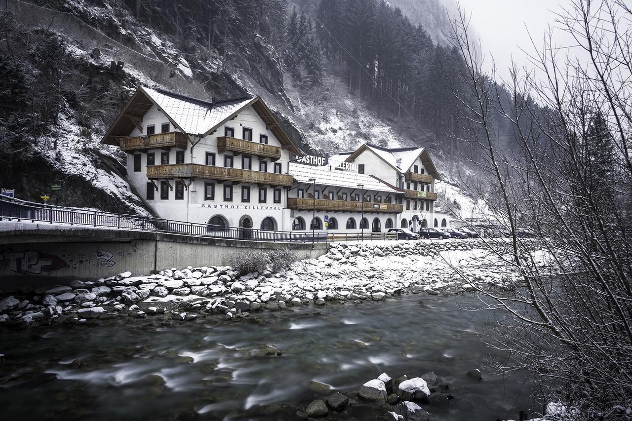 Hostel Chillertal Mayrhofen Bagian luar foto